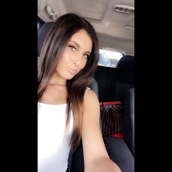 Meet your Posher, Allison - Picture 1 of 1